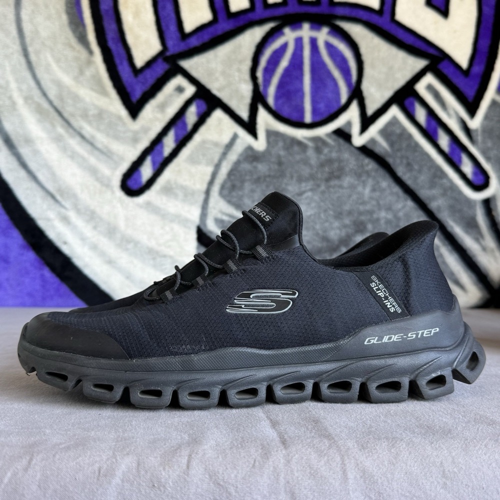 Size 11 - Skechers Men's Glide Step Zefyr 233011W Black Running Shoes Sneakers